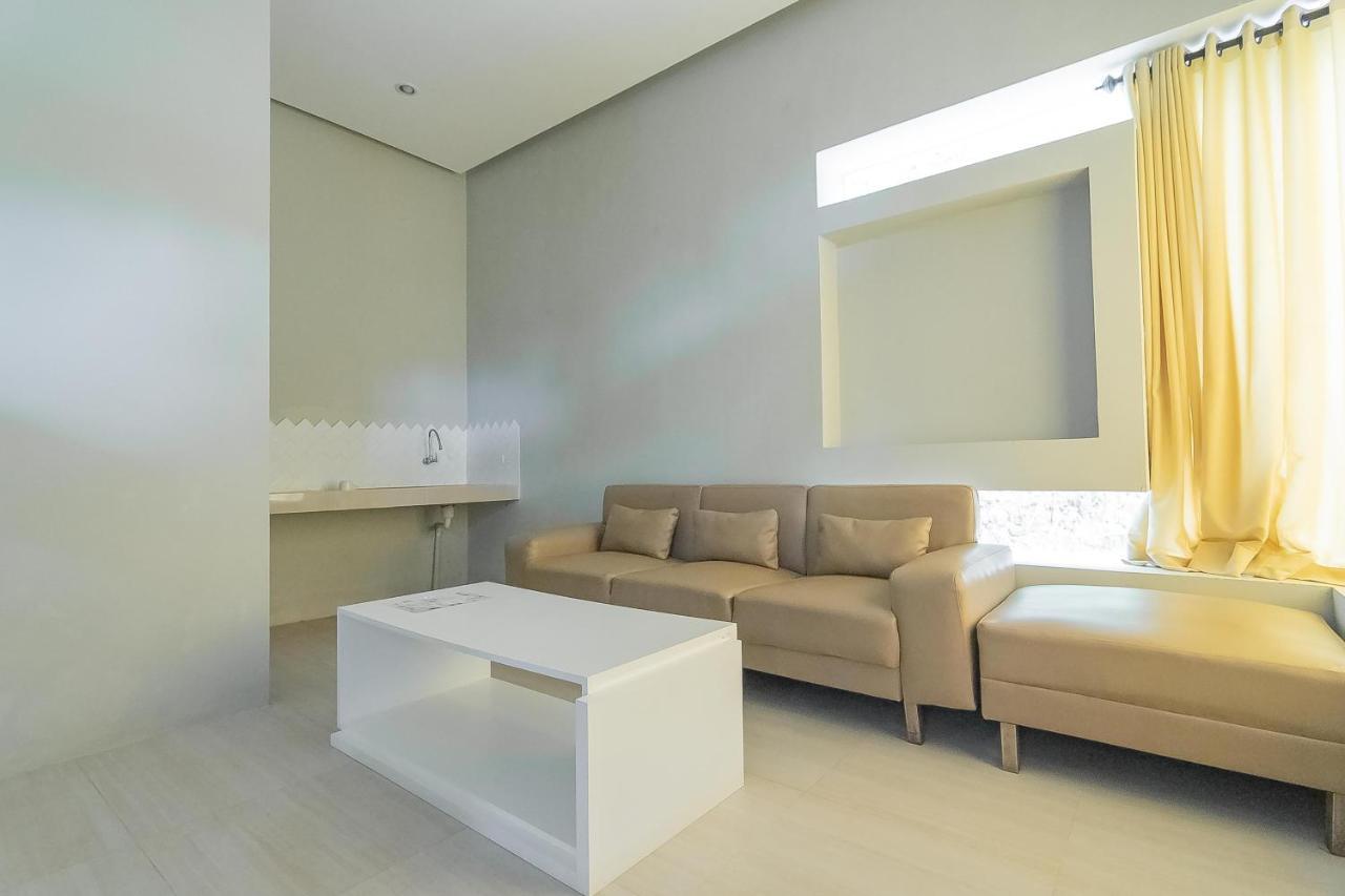 Reddoorz Resort Syariah Near D'Castello Ciater Subang Εξωτερικό φωτογραφία