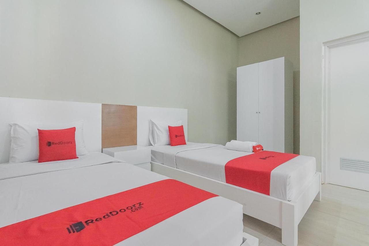 Reddoorz Resort Syariah Near D'Castello Ciater Subang Εξωτερικό φωτογραφία