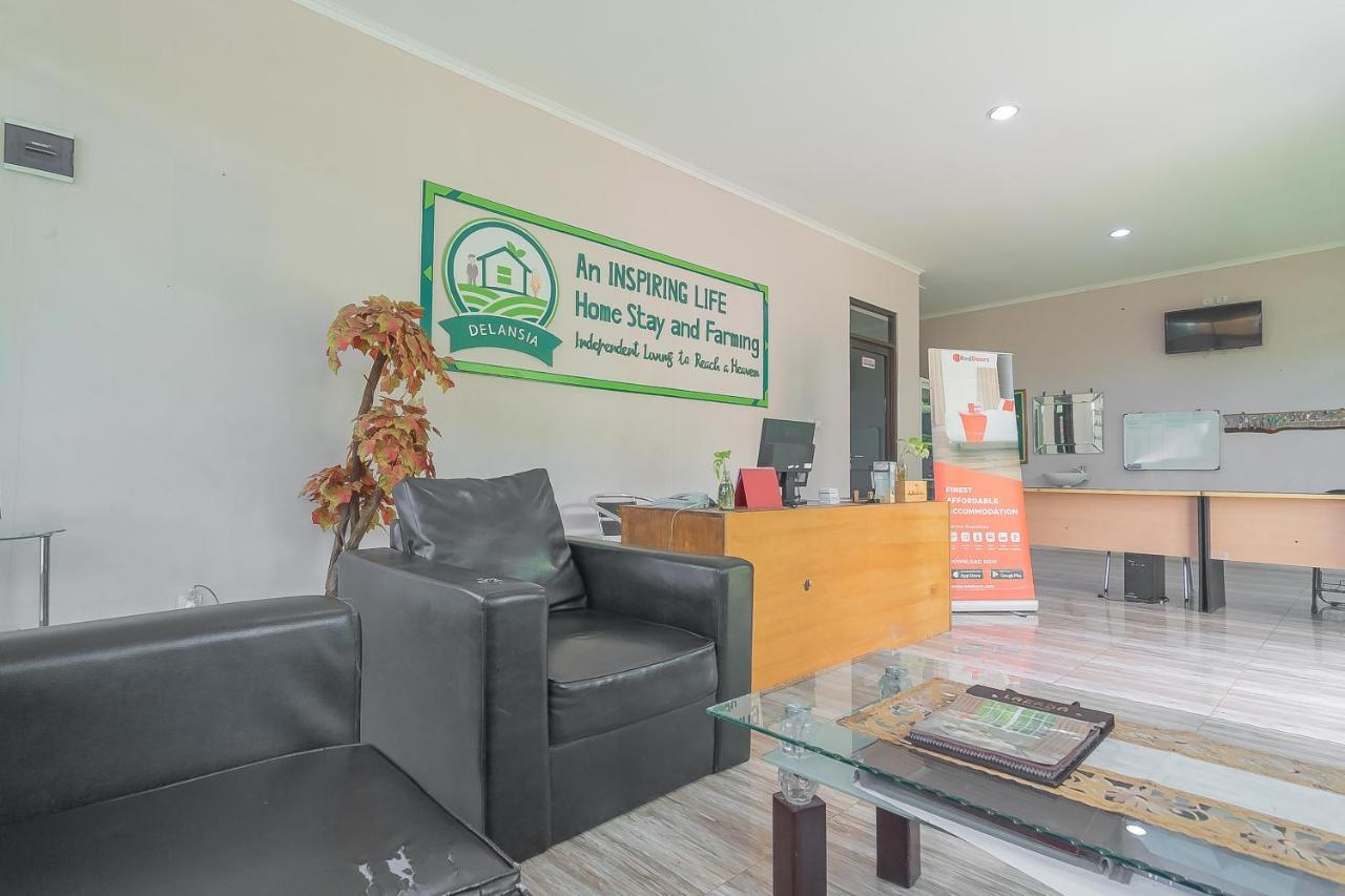 Reddoorz Resort Syariah Near D'Castello Ciater Subang Εξωτερικό φωτογραφία